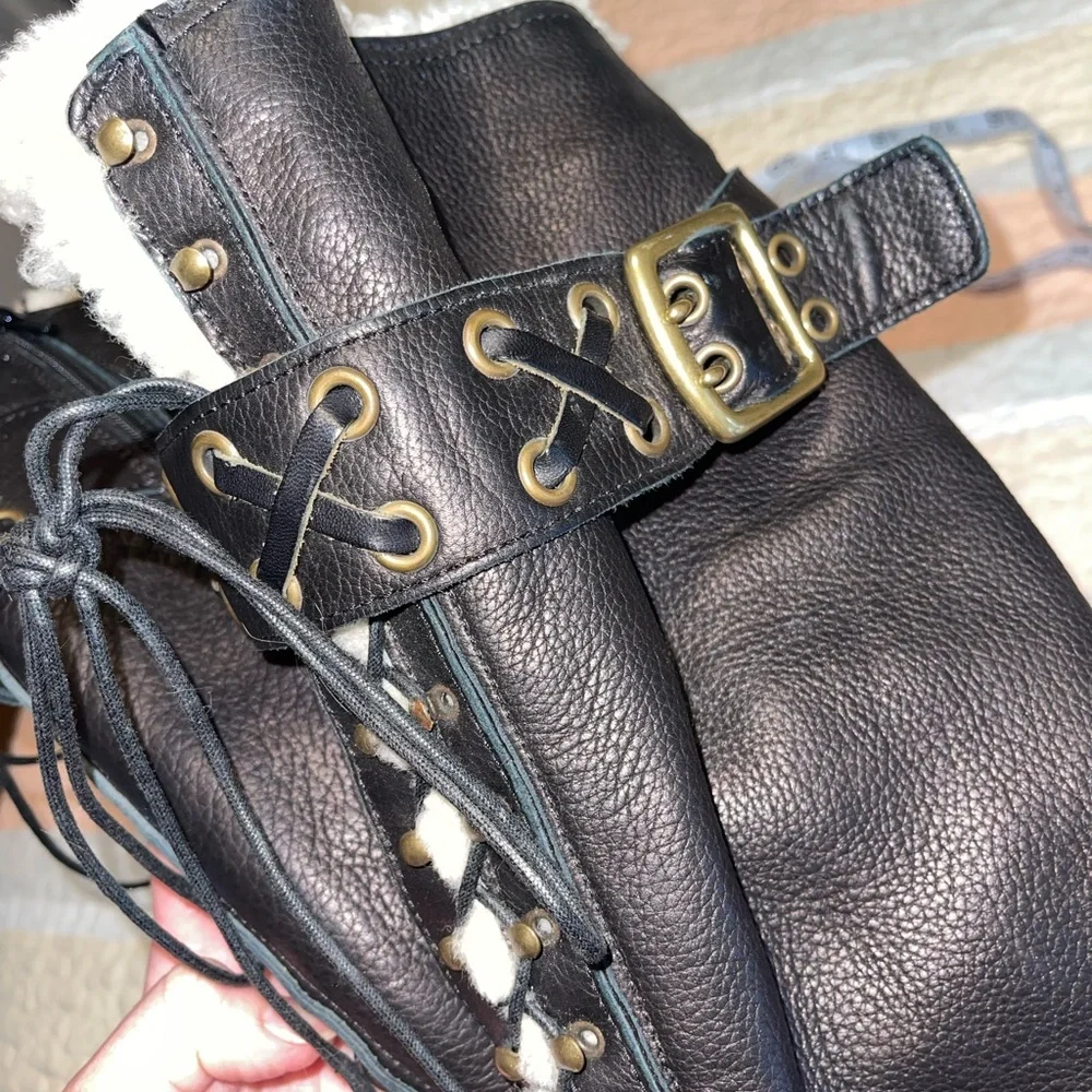 Vintage COACH knee-high leather lace-up boots Size 7.5 B with real fur, like new - Picture 5 of 9